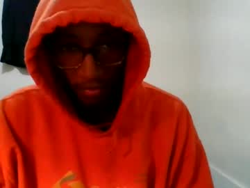 Chocolatinhermoso Chaturbate stream image from January 24, 2025