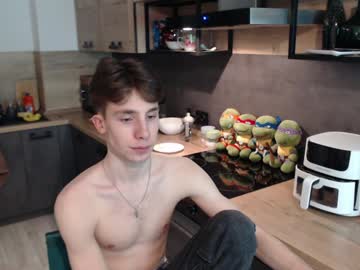 Cute_Brian Chaturbate stream image from January 24, 2025