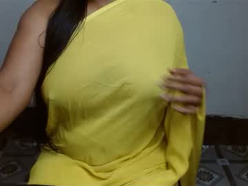 Hotmuskan21 Chaturbate stream image from January 24, 2025