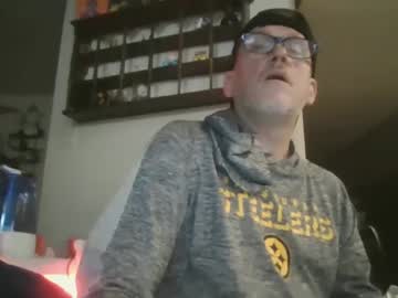 Philuup225694 Chaturbate stream image from January 24, 2025
