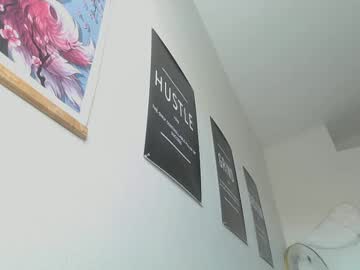 Girlnextdoor702 Chaturbate stream image from January 24, 2025