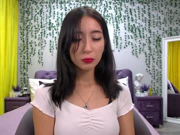 Nicolelimp Chaturbate stream image from January 24, 2025