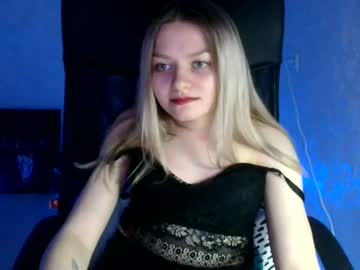 Oh_Vikky Chaturbate stream image from January 24, 2025