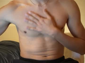 Twinksweetlovehot Chaturbate stream image from January 24, 2025