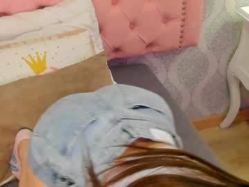 Bianey_365 Chaturbate stream image from January 24, 2025