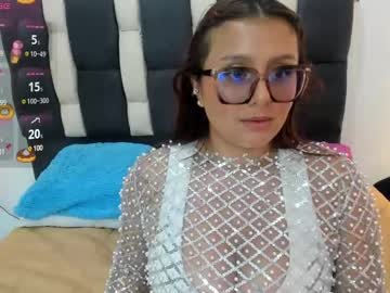 Isa_Boobs_Coral Chaturbate stream image from January 24, 2025