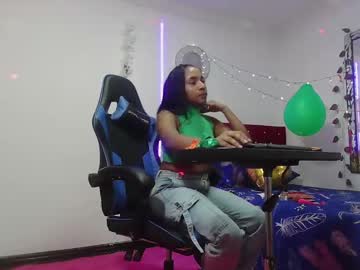 Laurita_Ebony Chaturbate stream image from January 24, 2025