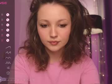 Peachvibes Chaturbate stream image from January 24, 2025