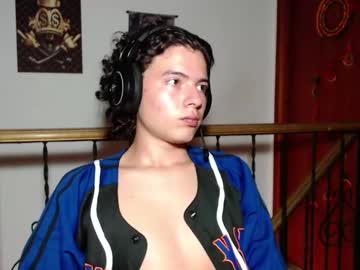 Leonelconnor Chaturbate stream image from January 24, 2025