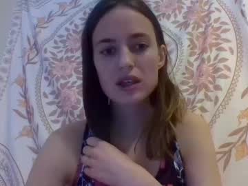 Missmayaxo Chaturbate stream image from January 24, 2025