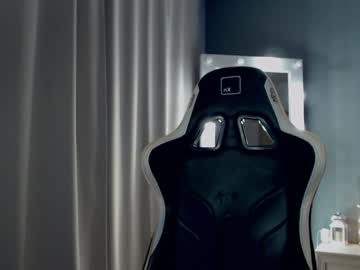 Queensy_Sins_X Chaturbate stream image from January 24, 2025