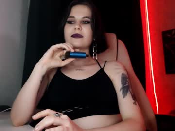 Annadomineervi1 Chaturbate stream image from January 24, 2025