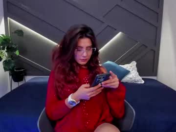Iriis_Rosse Chaturbate stream image from January 24, 2025