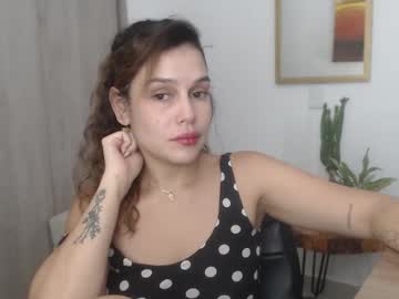 Luna_Parker1 Chaturbate stream image from January 24, 2025