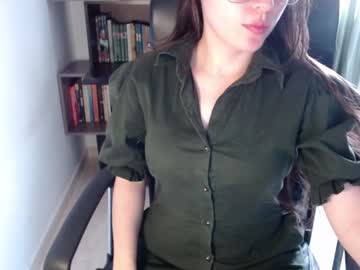 Mariana_Vera Chaturbate stream image from January 24, 2025