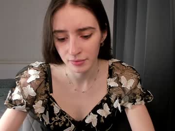Lisawoo Chaturbate stream image from January 24, 2025