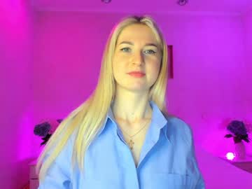 Mellina_Tey Chaturbate stream image from January 24, 2025