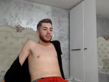 Reyclark Chaturbate stream image from January 24, 2025