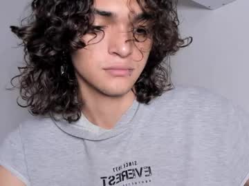 Halan_Jr Chaturbate stream image from January 24, 2025