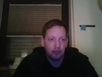 Blonde32m Chaturbate stream image from January 25, 2025