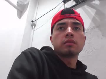 Callmewolff Chaturbate stream image from January 25, 2025