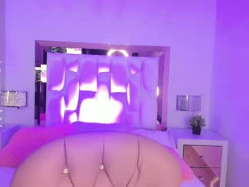 Evycase Chaturbate stream image from January 25, 2025