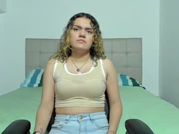 Hazel_Adams18 Chaturbate stream image from January 25, 2025