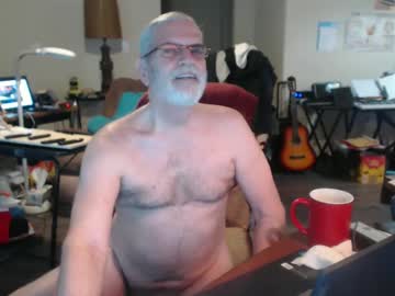 Mt2much Chaturbate stream image from January 25, 2025