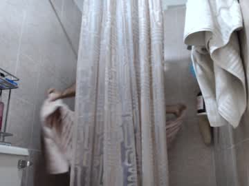 Yacklol Chaturbate stream image from January 25, 2025