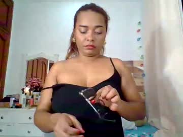 Cristal_Blanco Chaturbate stream image from January 25, 2025