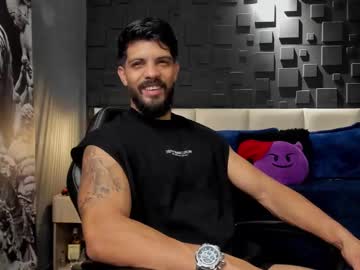 Dann_Saenz Chaturbate stream image from January 25, 2025