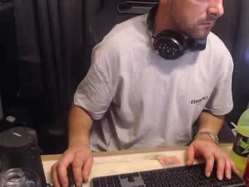 Perthpipedream Chaturbate stream image from January 25, 2025