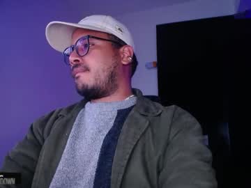 Xav2122 Chaturbate stream image from January 25, 2025
