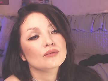 Britneybarker Chaturbate stream image from January 25, 2025