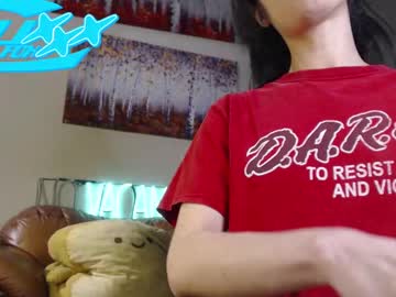 Luxxxthefox Chaturbate stream image from January 25, 2025