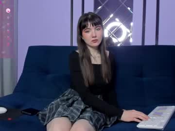 Moonangel18 Chaturbate stream image from January 25, 2025