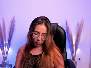 Ryliiehunter Chaturbate stream image from January 25, 2025