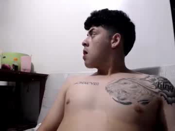 Thomzulem_Official Chaturbate stream image from January 25, 2025