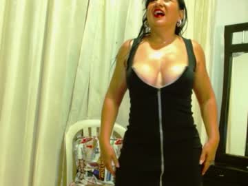Viollet_28 Chaturbate stream image from January 25, 2025