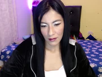 Amber_Happy Chaturbate stream image from January 25, 2025