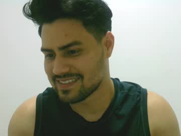 Benjaminlouis24 Chaturbate stream image from January 25, 2025