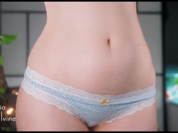 Oliviadellvine Chaturbate stream image from January 25, 2025
