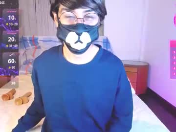 Yuniorb Chaturbate stream image from January 25, 2025