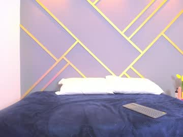 Alaia_Colins Chaturbate stream image from January 25, 2025