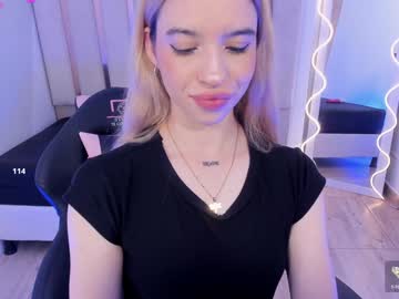 Ambberr_Tay Chaturbate stream image from January 25, 2025