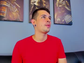Damian__Oliver Chaturbate stream image from January 25, 2025