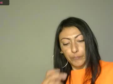 Erikadelicious Chaturbate stream image from January 25, 2025