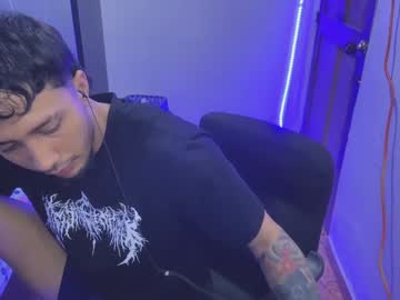 Howy55 Chaturbate stream image from January 25, 2025
