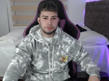Latam_ Chaturbate stream image from January 25, 2025