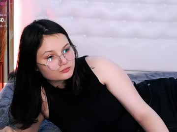 Maiibelle Chaturbate stream image from January 25, 2025